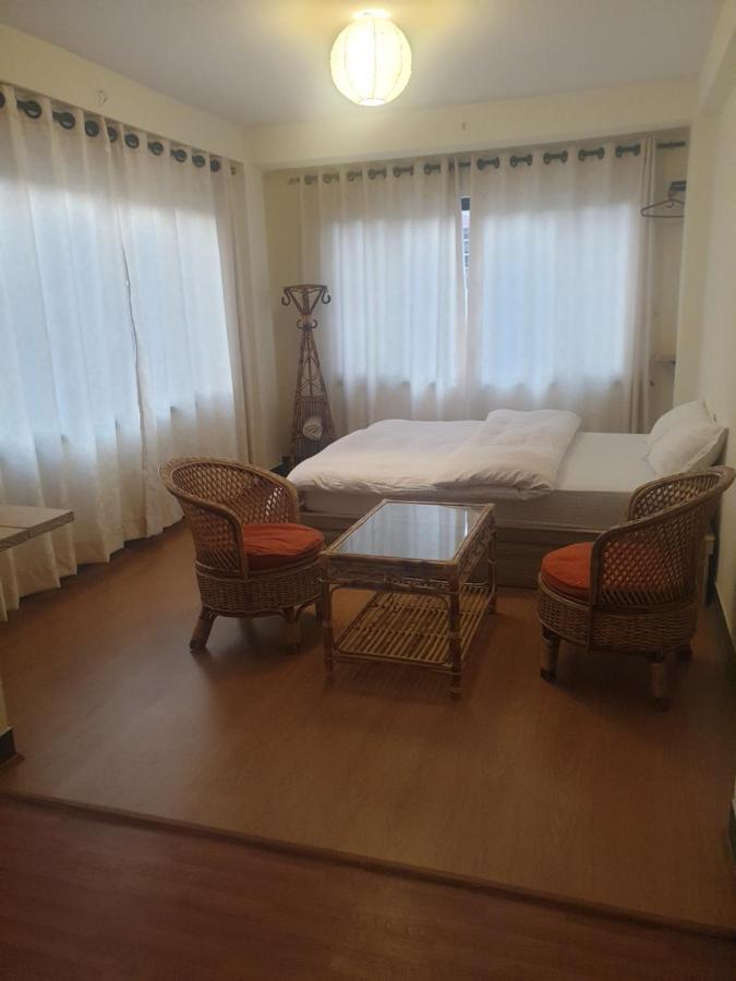 Hiti Fusa Lalitpur Bagian luar foto