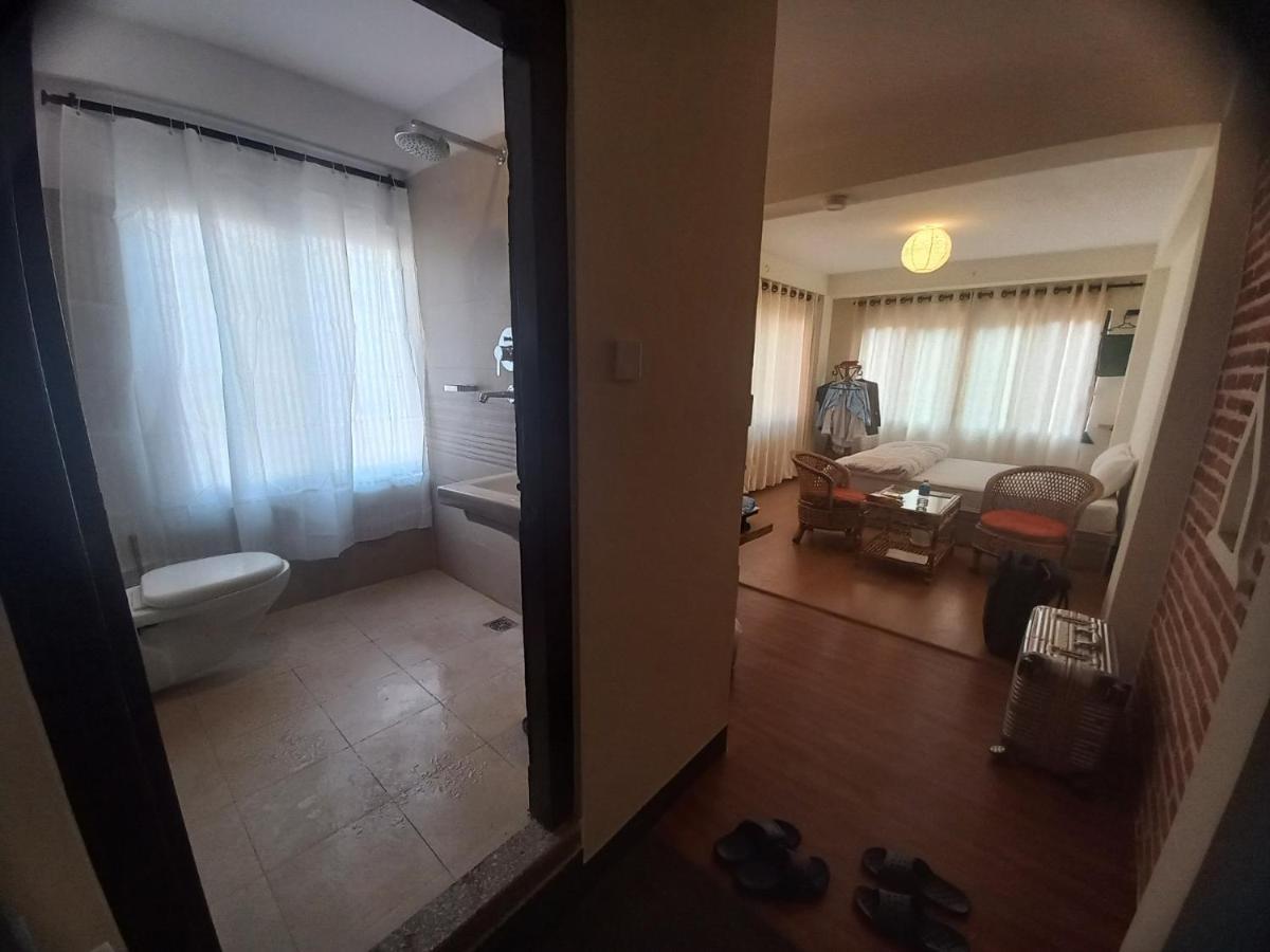 Hiti Fusa Lalitpur Bagian luar foto
